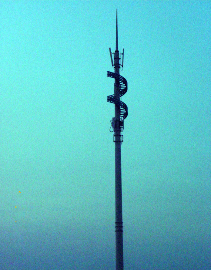 �h����������